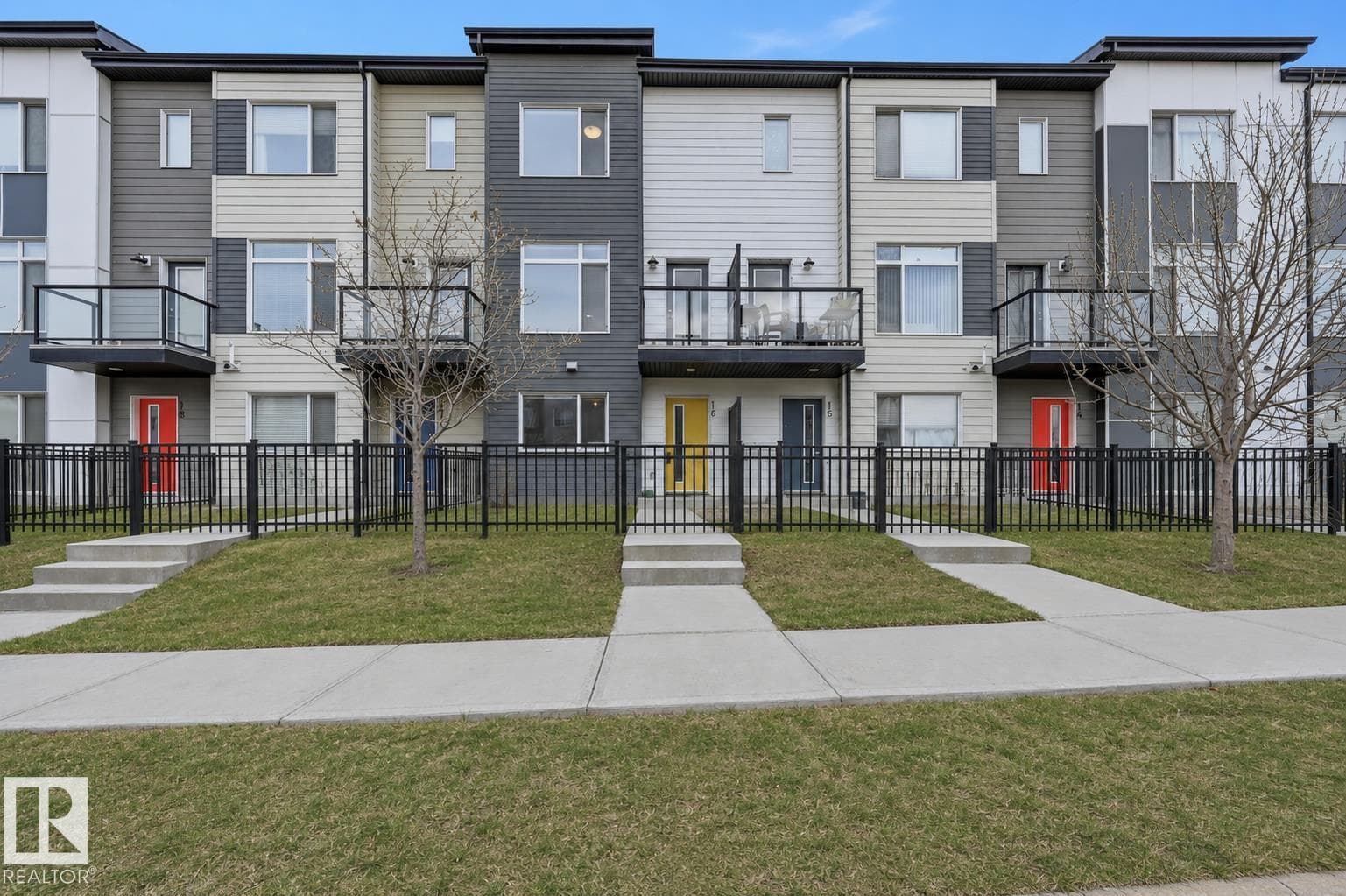 #16 804 WELSH DR SW