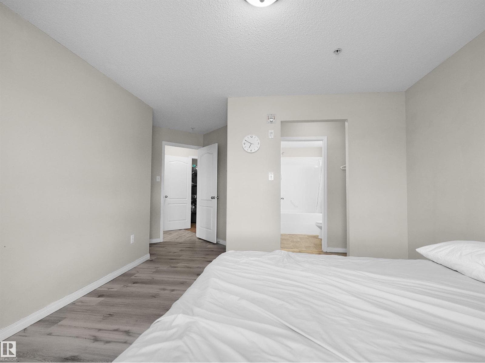 #7123 7327 SOUTH TERWILLEGAR DR NW — photo 4