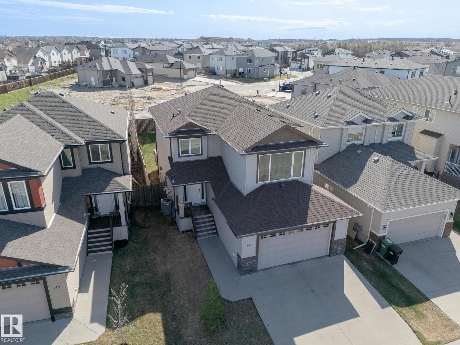 151 CALEDONIA DR