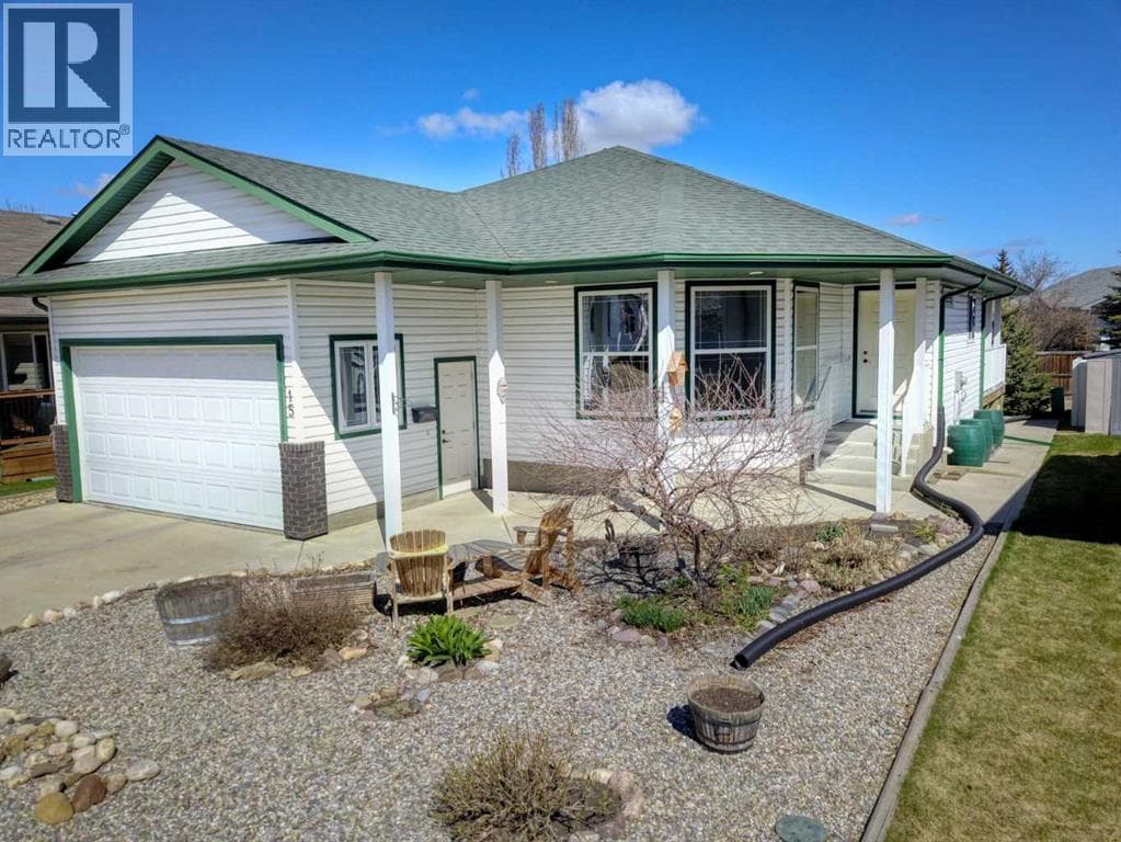 15 Agnew Close