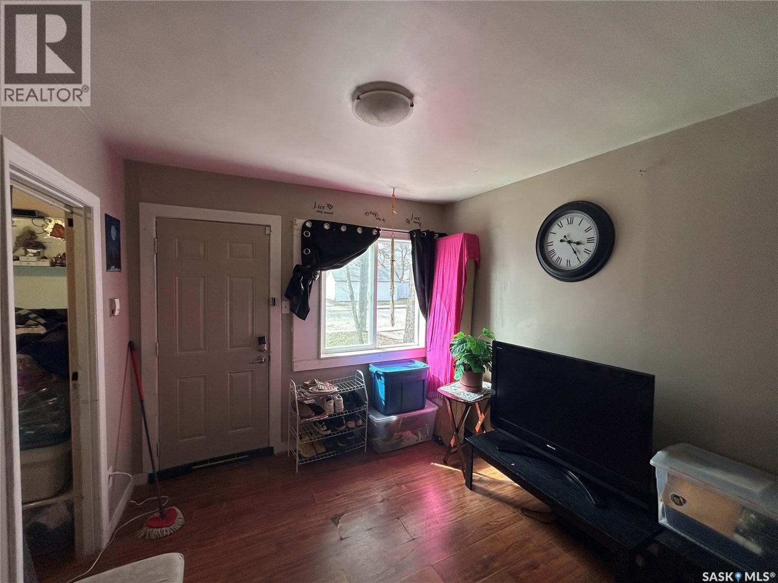 1112 N AVENUE S — photo 2