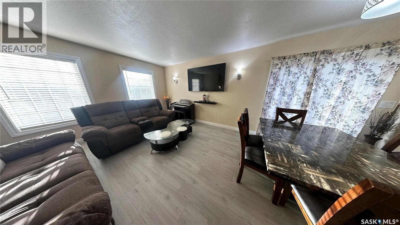 415 Coad MANOR — photo 3