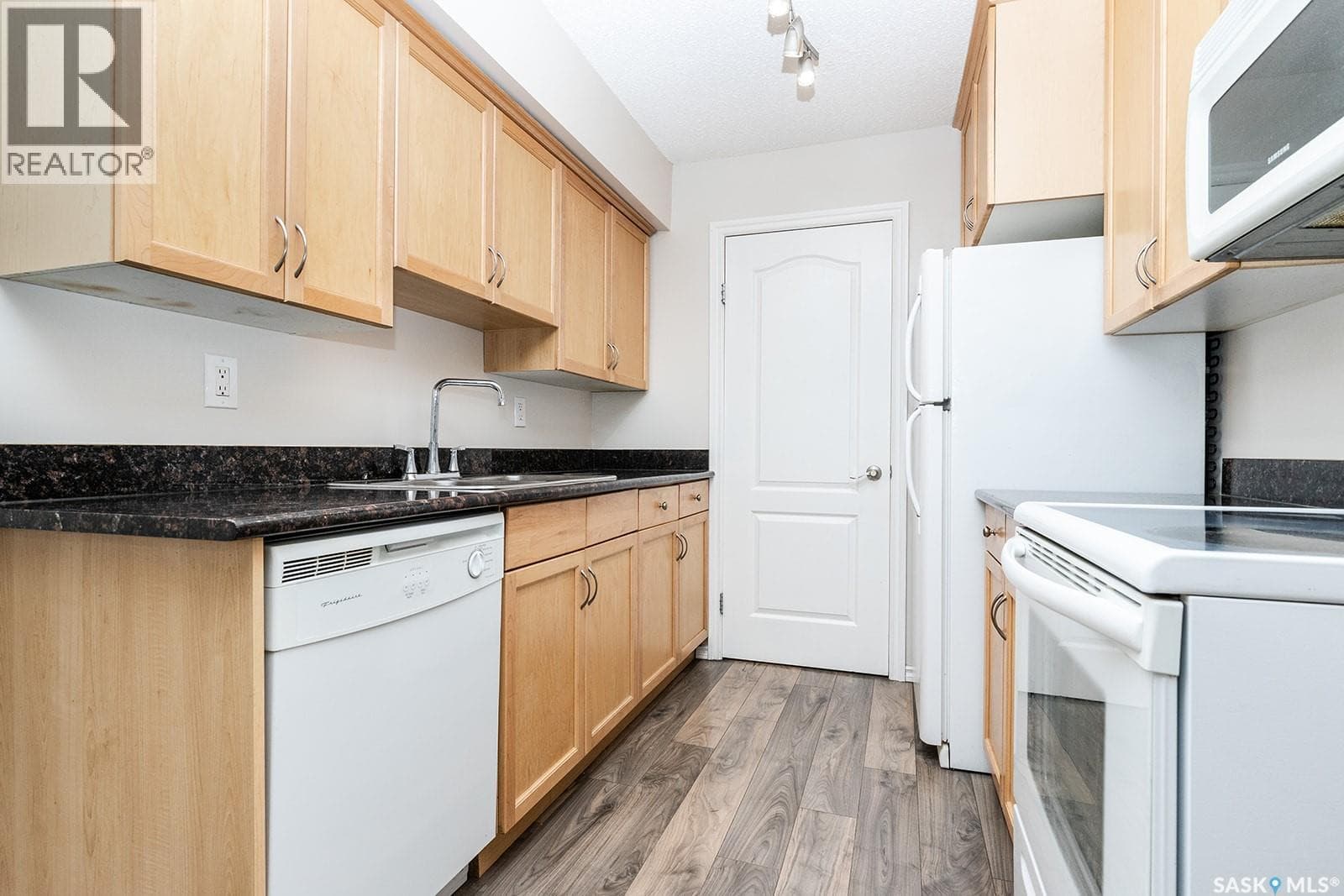 102D2 1121 McKercher DRIVE — photo 5
