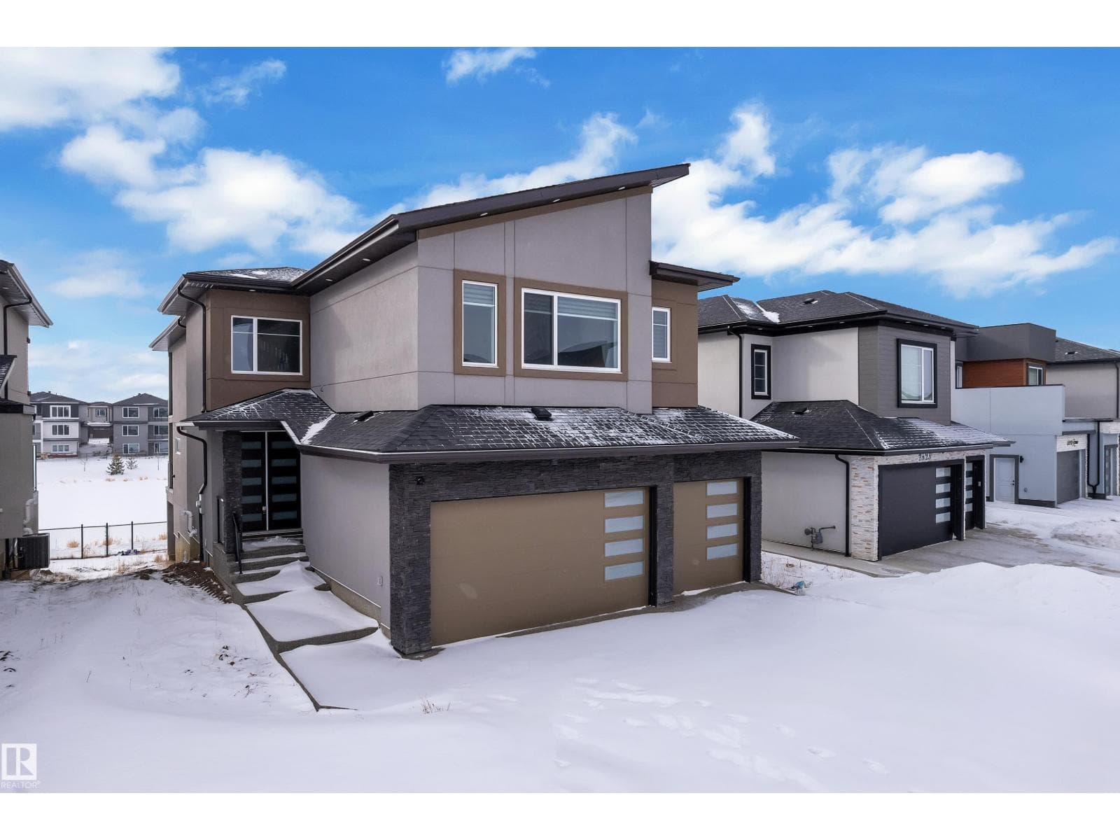 2531 63 AV — photo 3