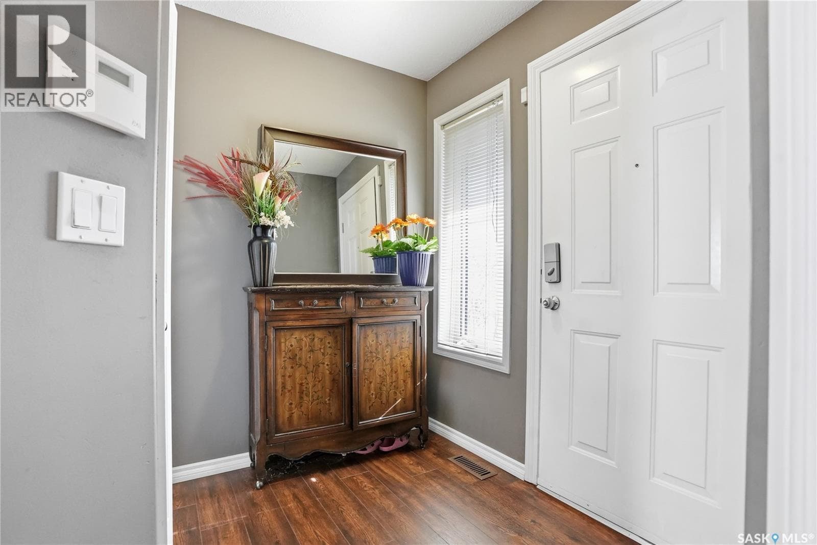 81 103 Banyan CRESCENT — photo 3
