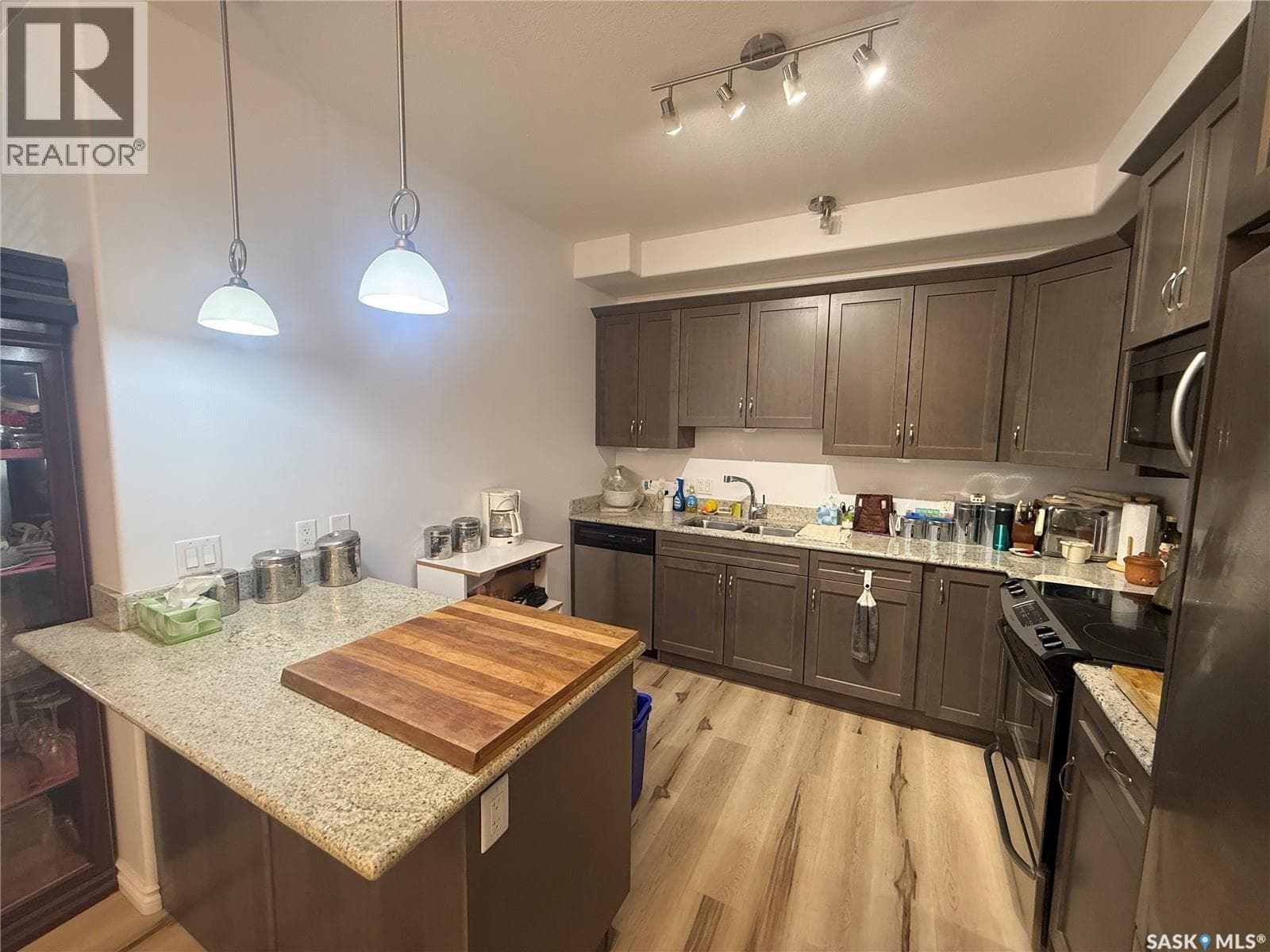 128 2710 Main STREET — photo 5