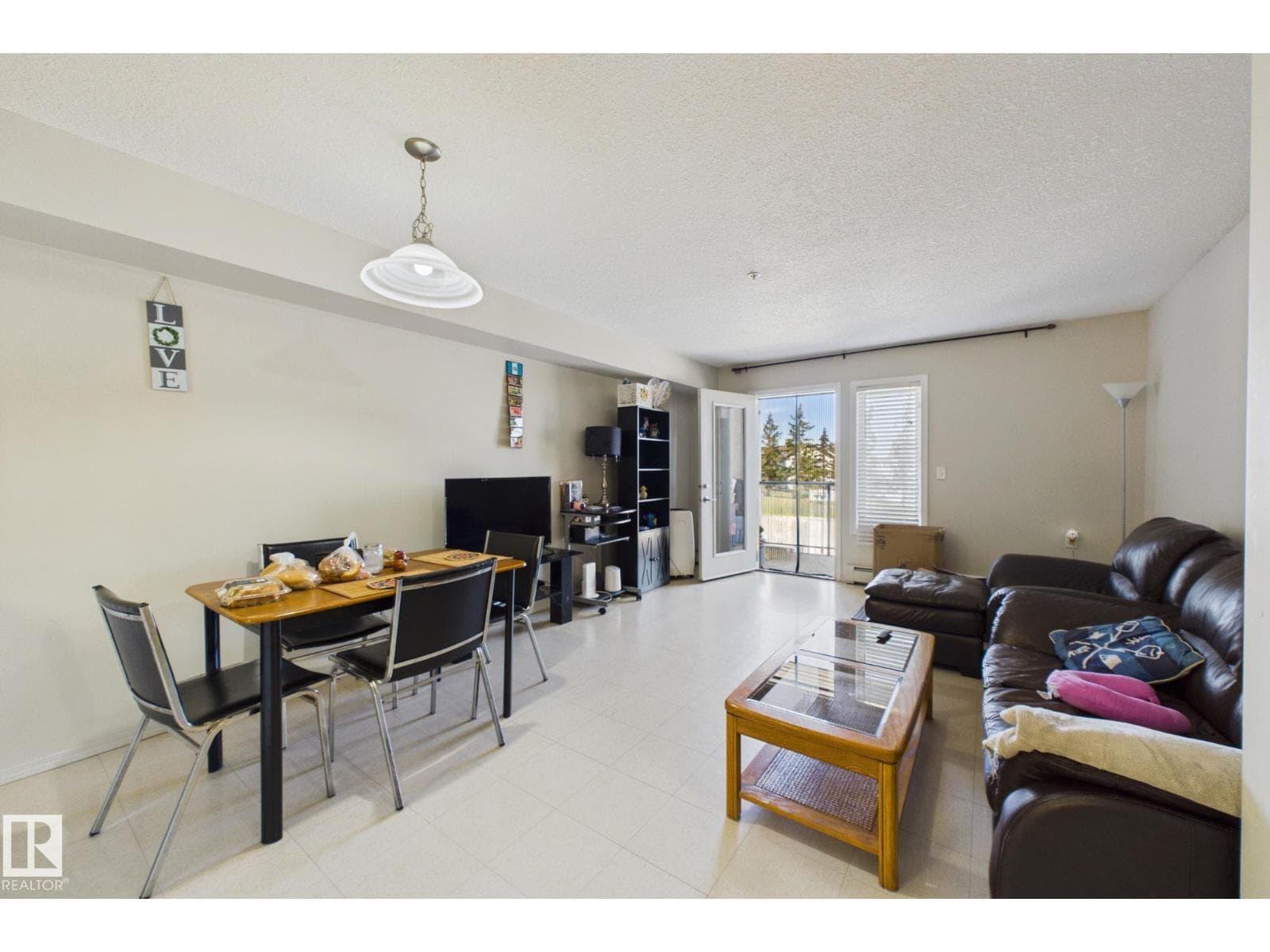 #220 80A Kelloway CR — photo 5