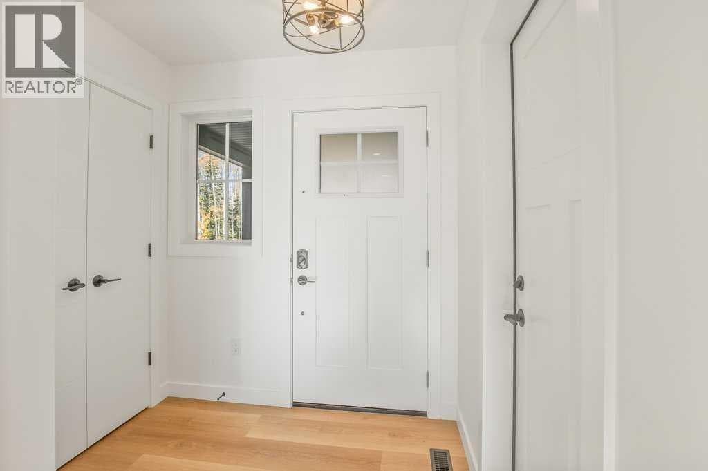 5 Songbird Green — photo 2