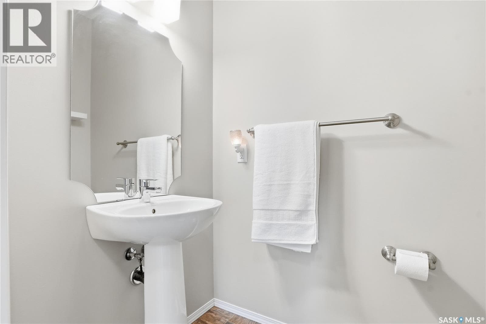 983 Pringle COVE — photo 4