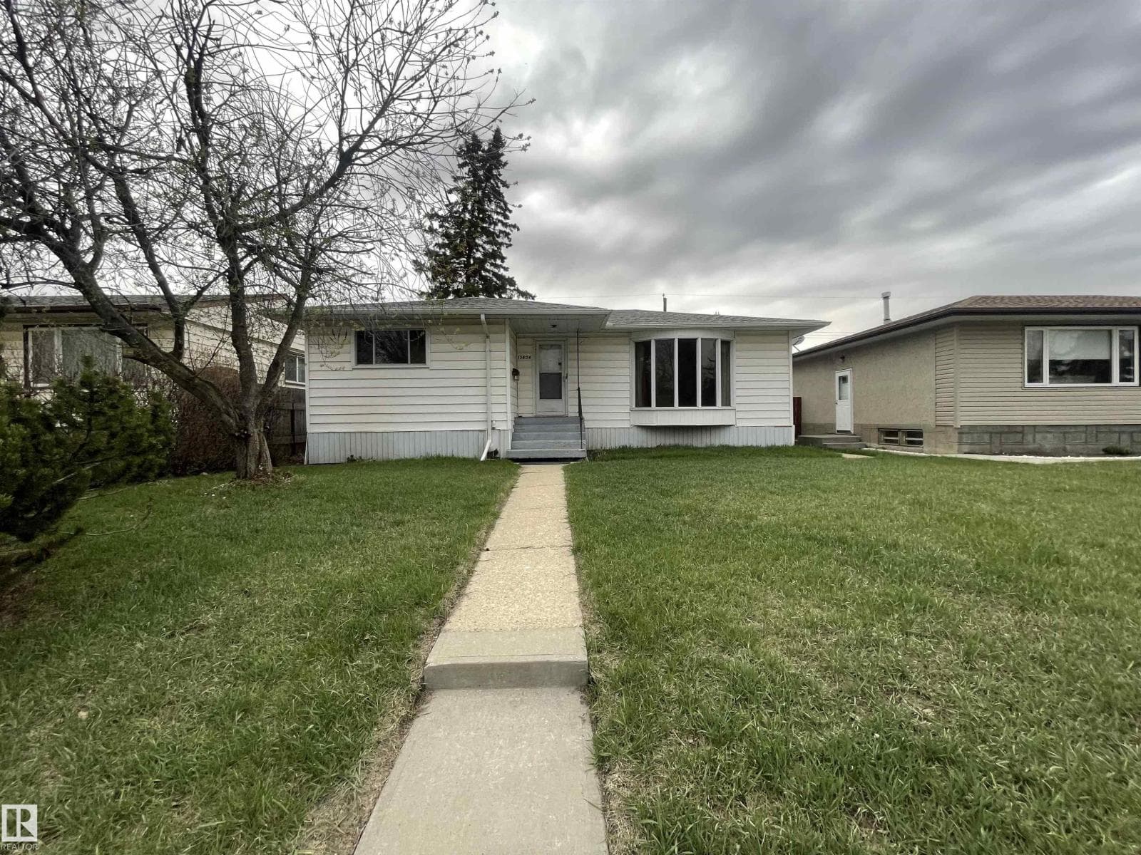13804 132 AV NW — photo 2