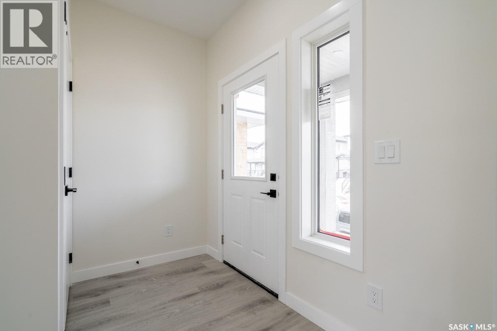 1142 Poley STREET N — photo 3