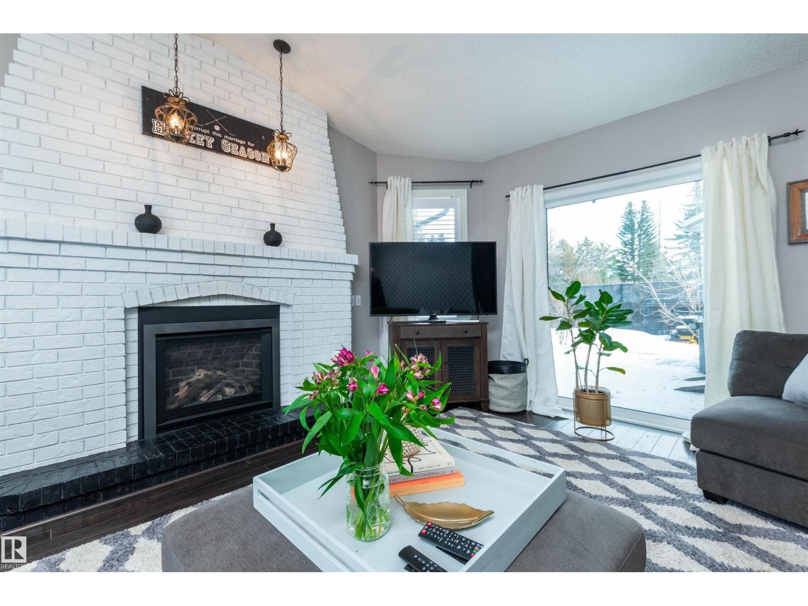 730 ESTATE DR — photo 4