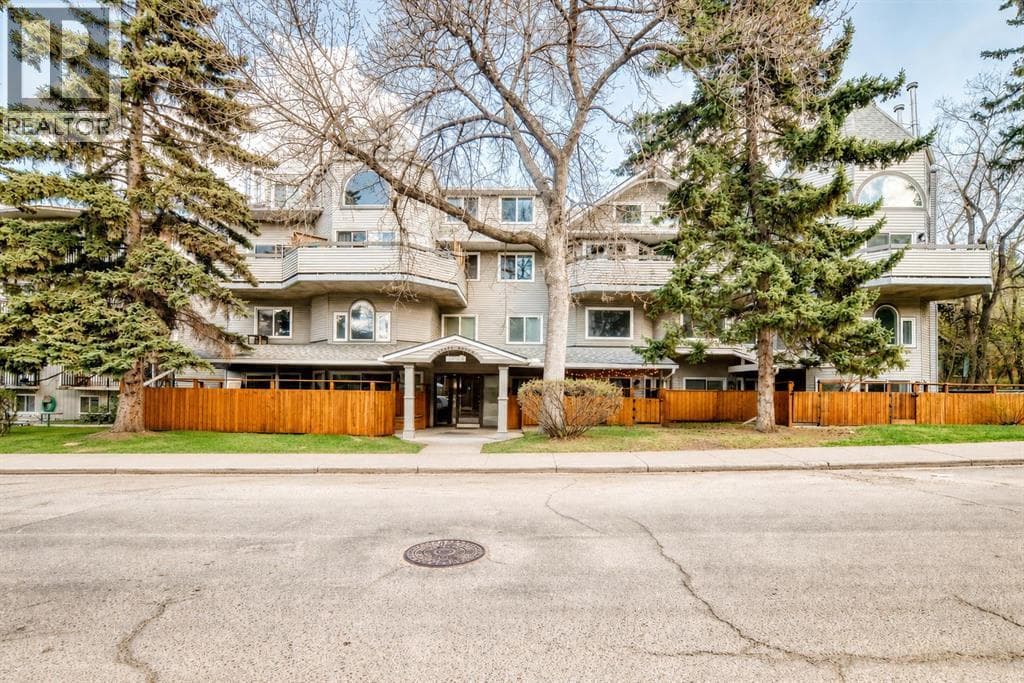 202, 1720 13 Street SW