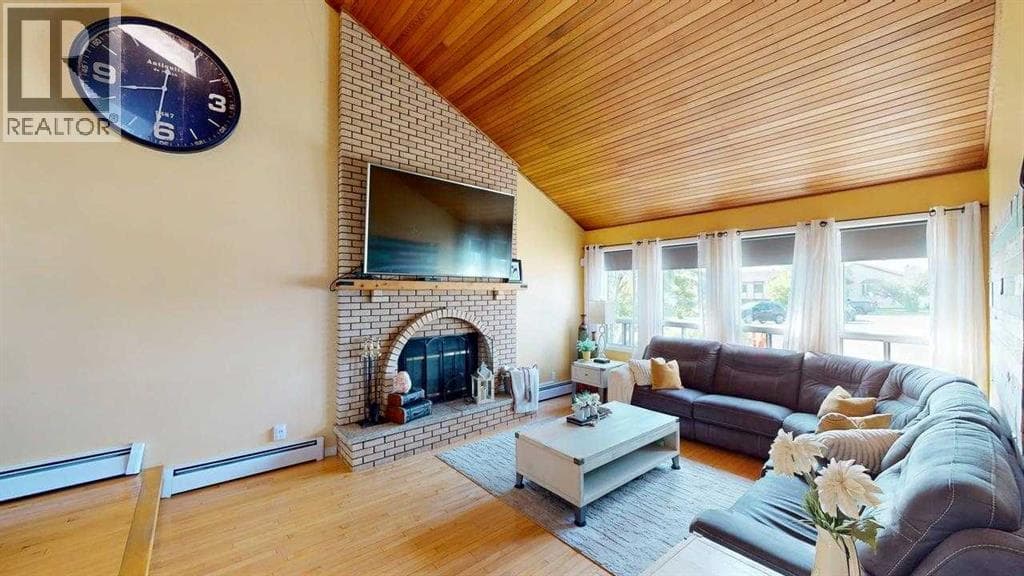 185 Oaks Bay — photo 2