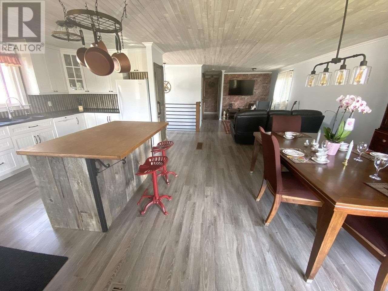37 Ste. Camillus CRES — photo 2