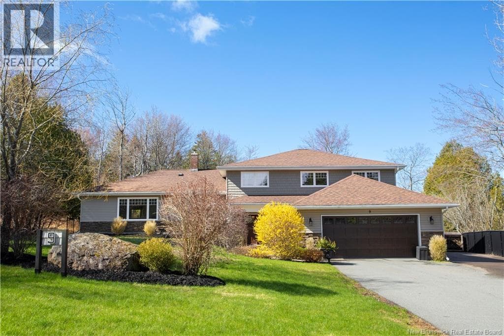 9 Hillcrest Drive