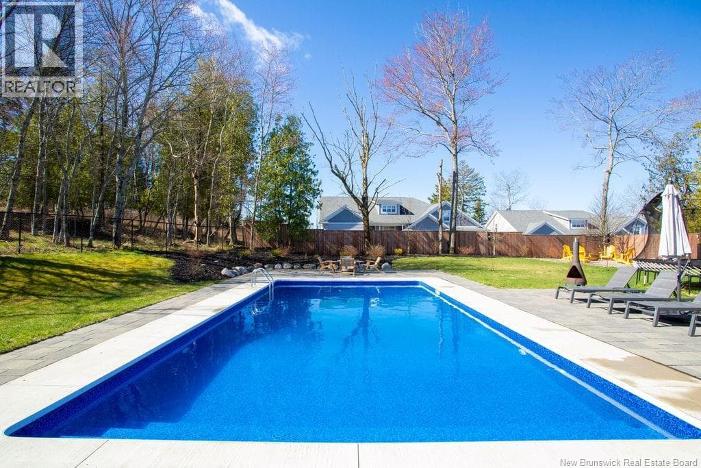 9 Hillcrest Drive — photo 2