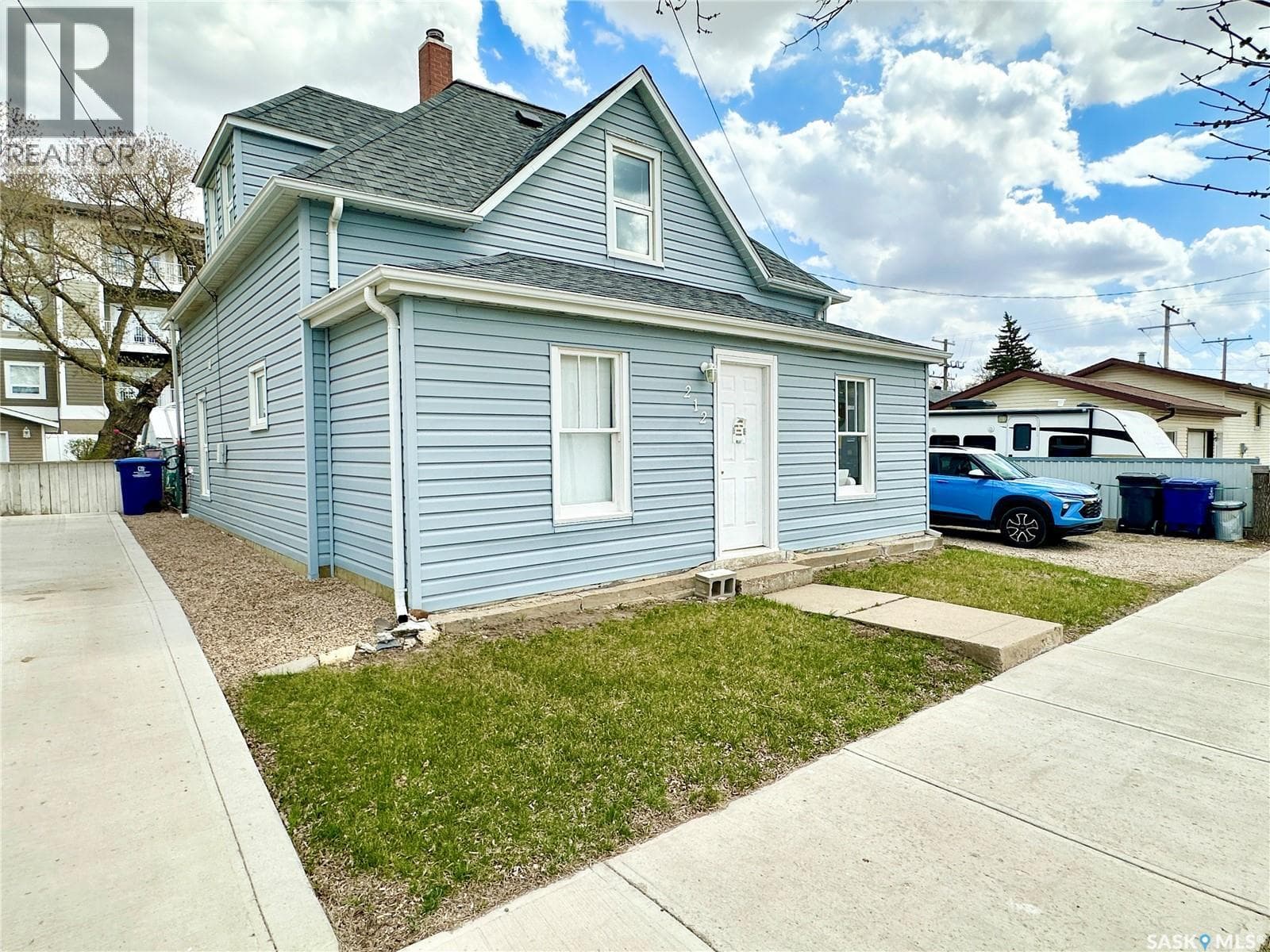 212 Foster STREET