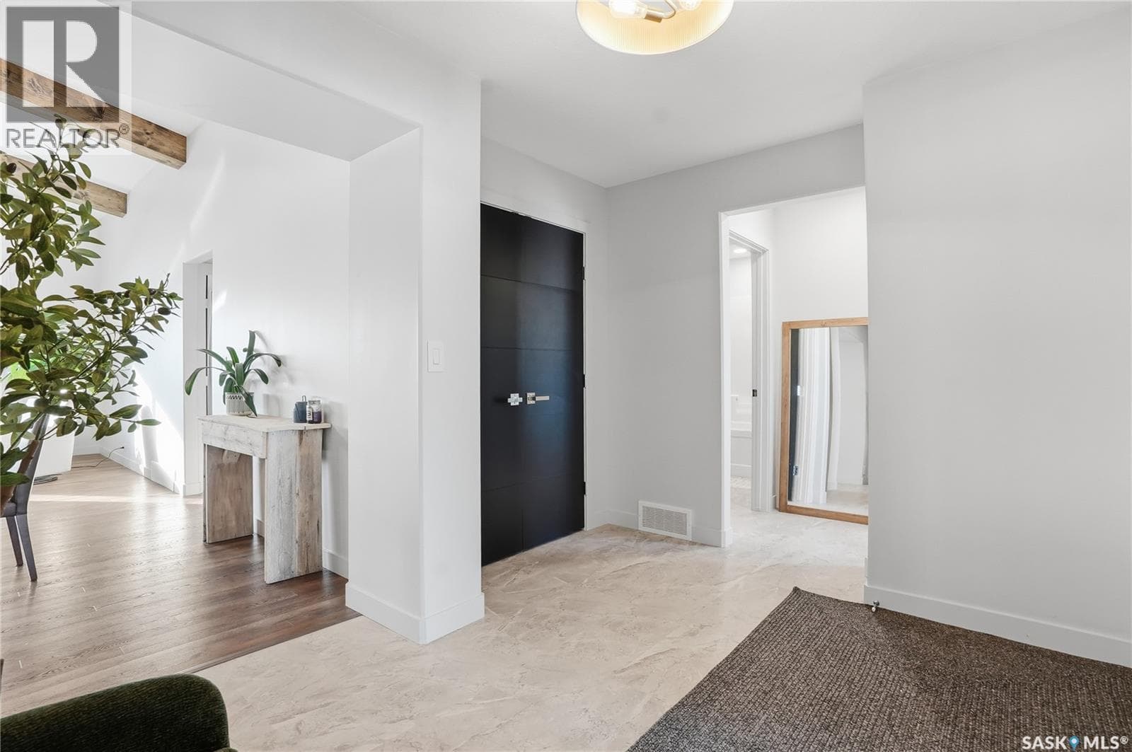 520 16th AVENUE — photo 3