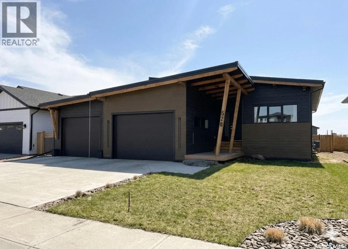 520 16th AVENUE