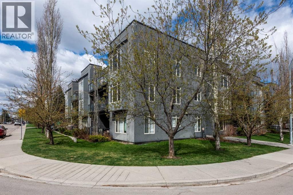 207, 1939 30 Street SW