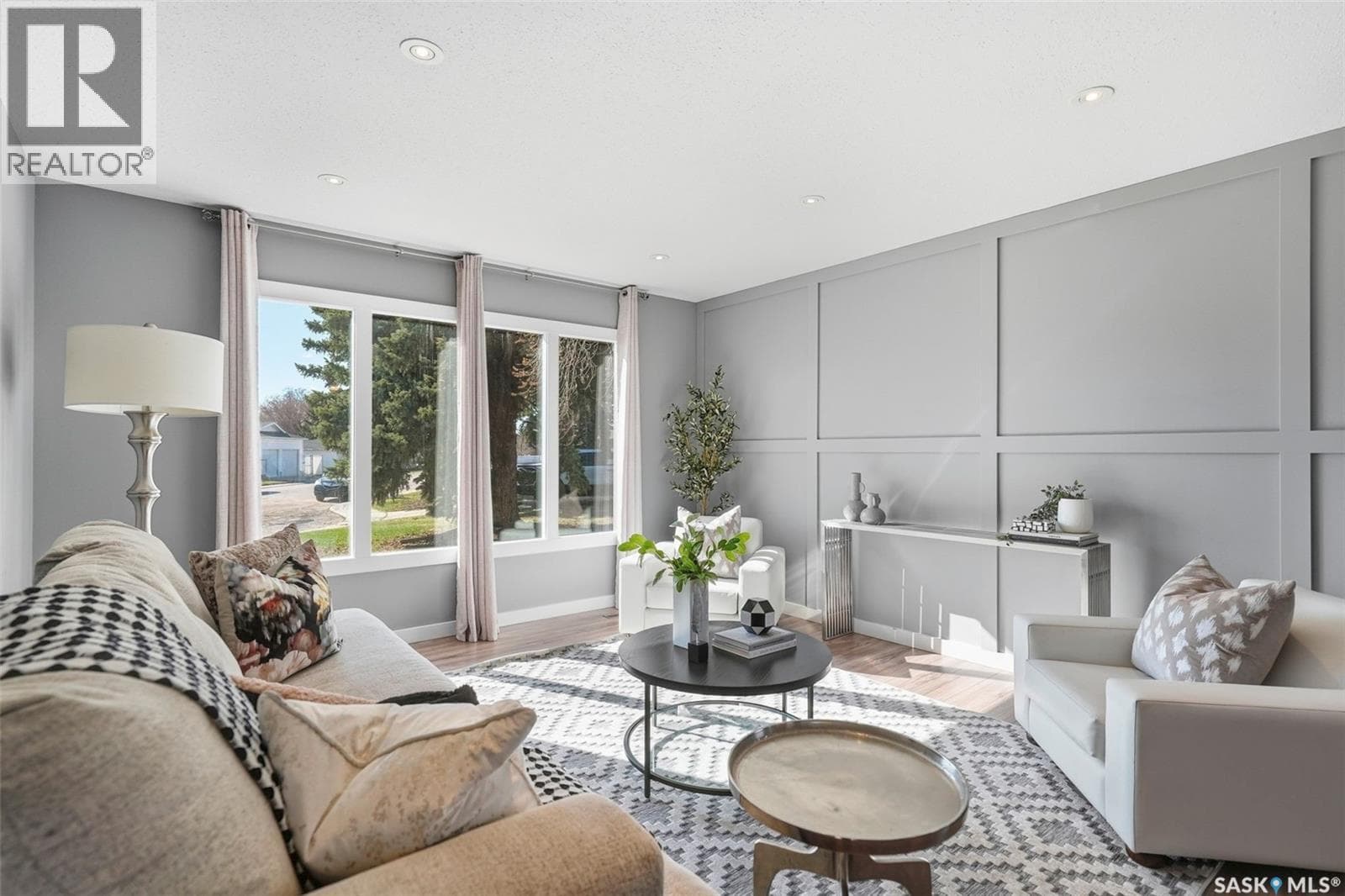 18 Mackie CRESCENT — photo 4