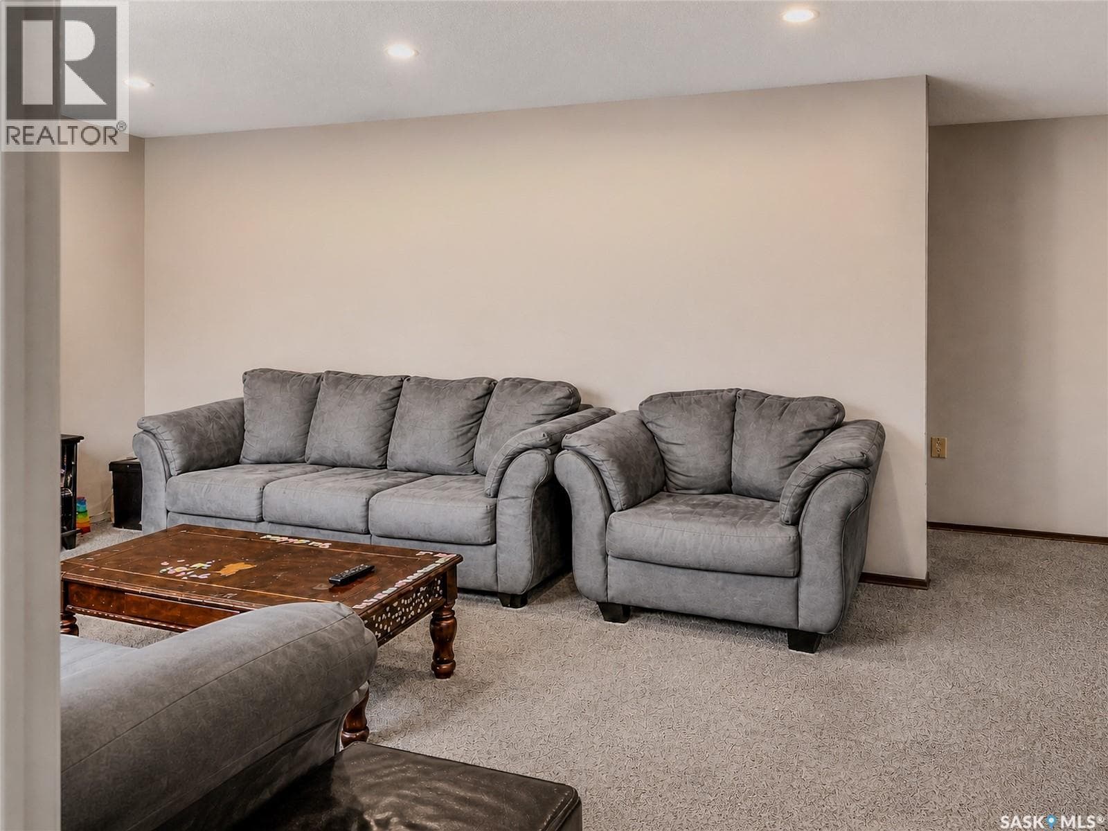 1739 Fleet STREET — photo 4
