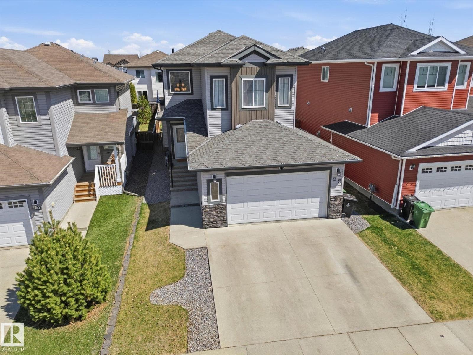 54 Cypress LI — photo 3