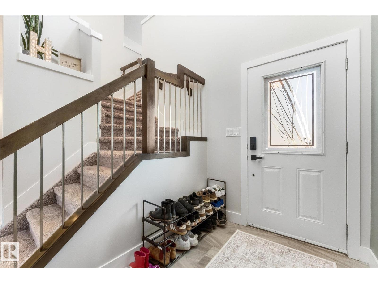 54 Cypress LI — photo 5