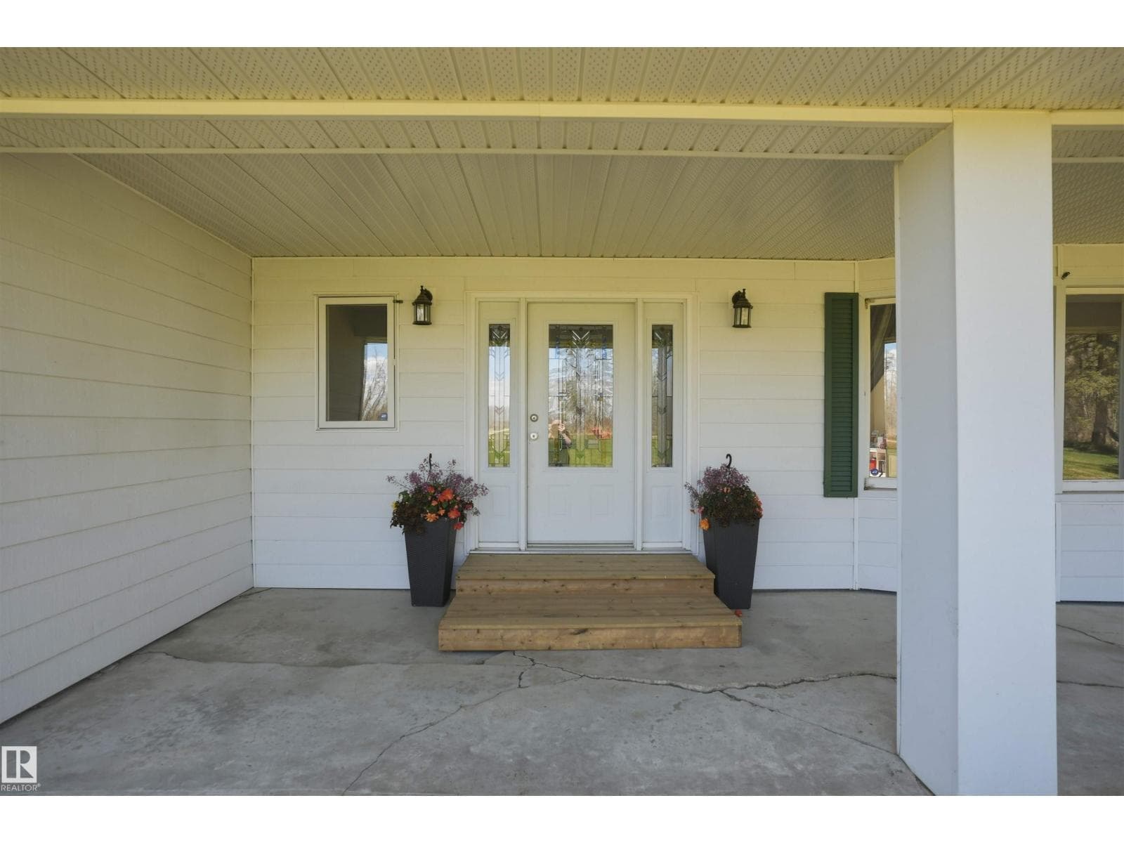 3003 TWP ROAD 562 — photo 4