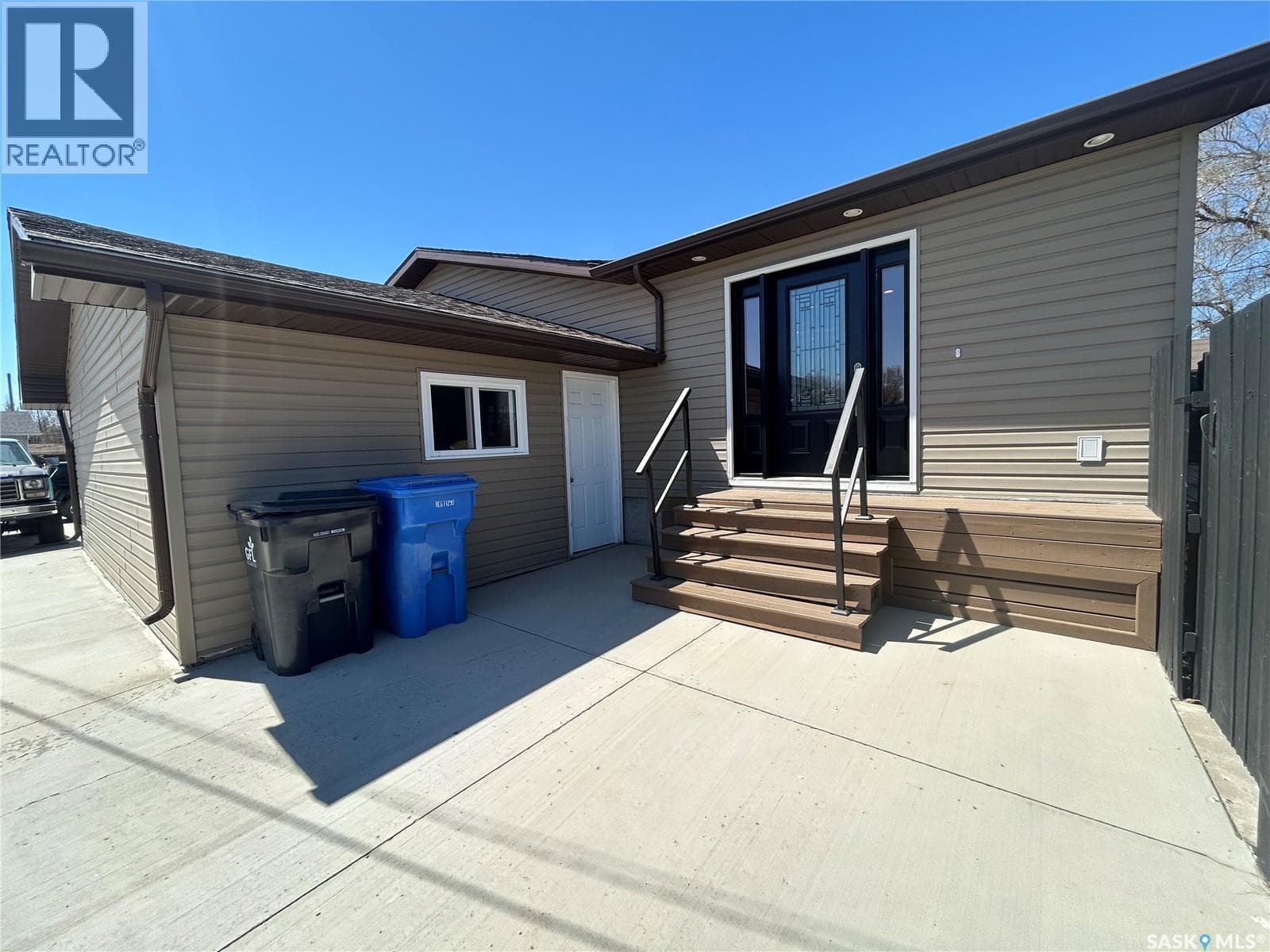 1613 Dieppe CRESCENT — photo 2