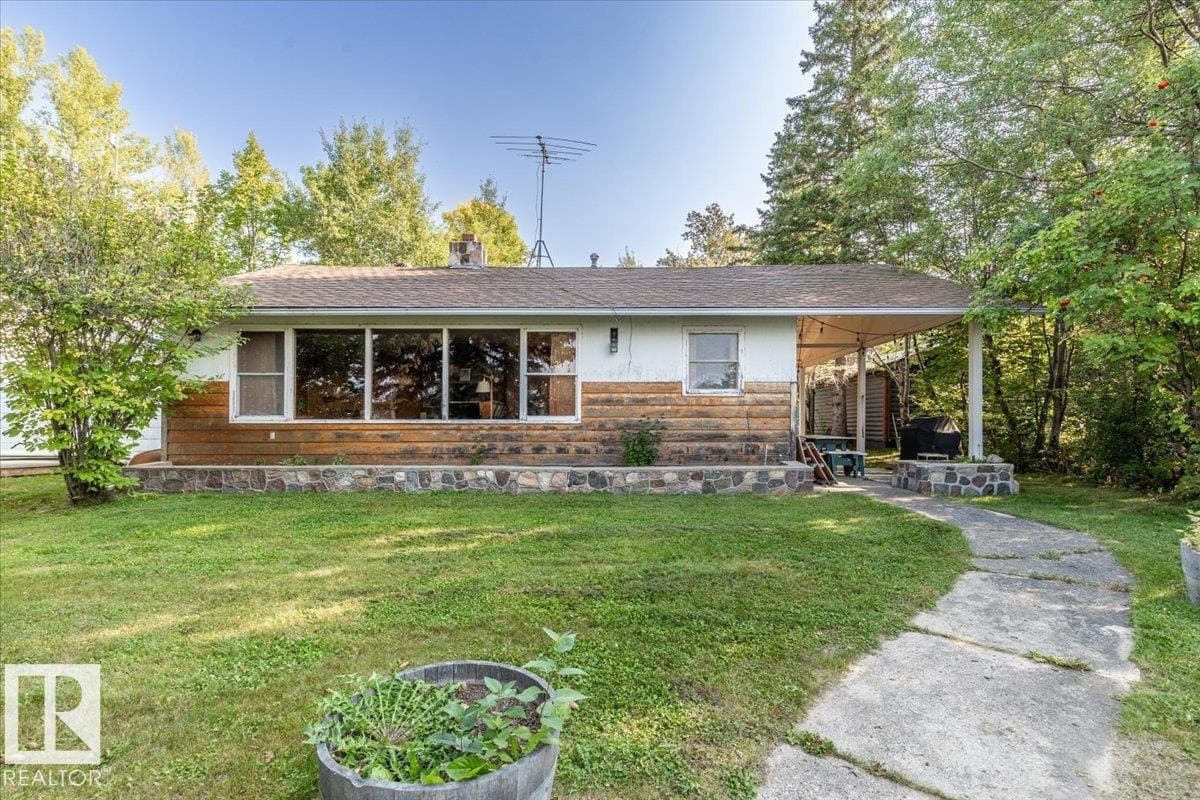 60 Beach Ave — photo 4