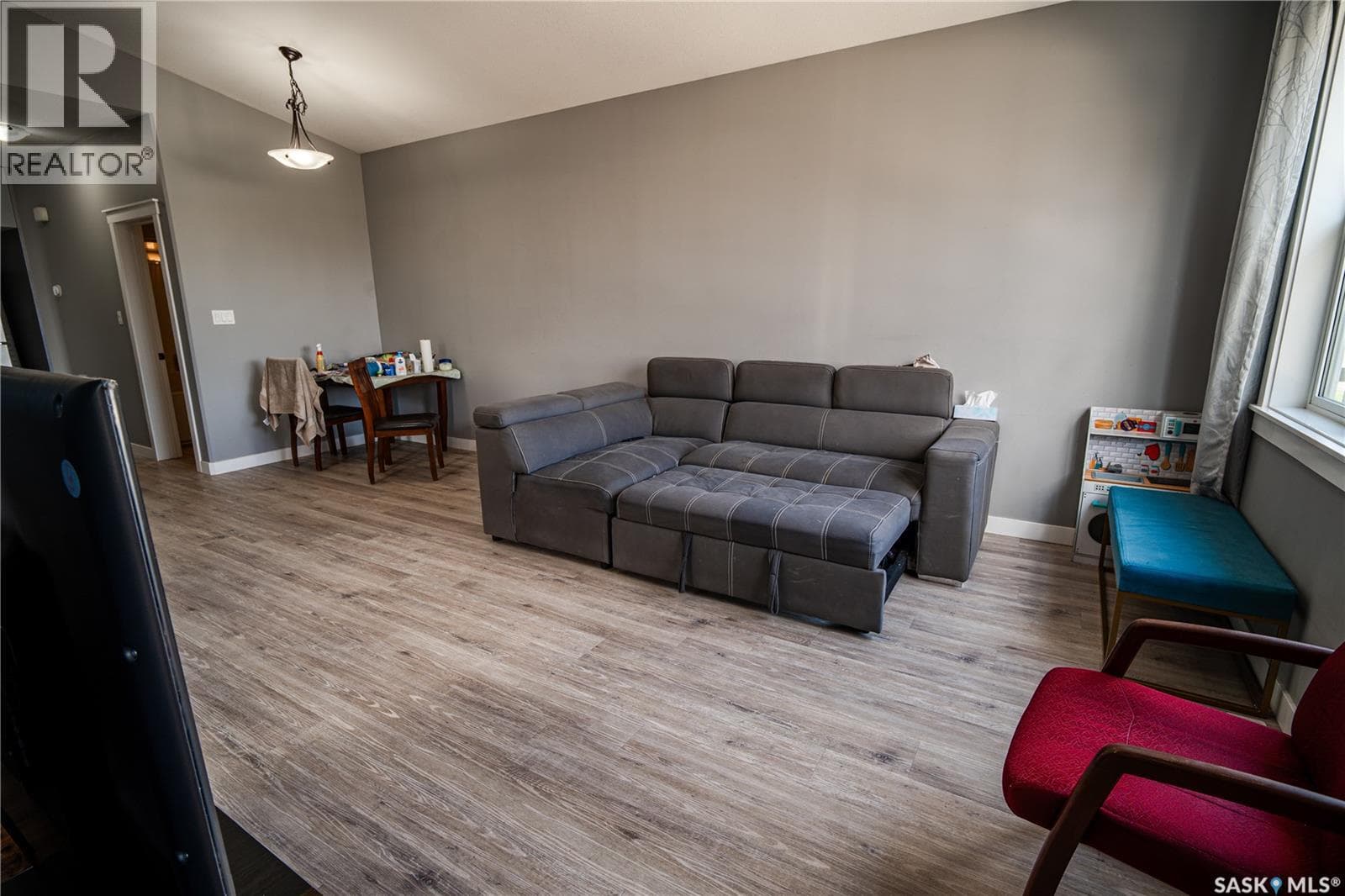 264 Osler STREET — photo 3