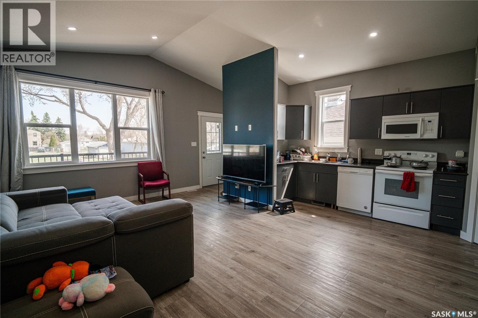264 Osler STREET — photo 5