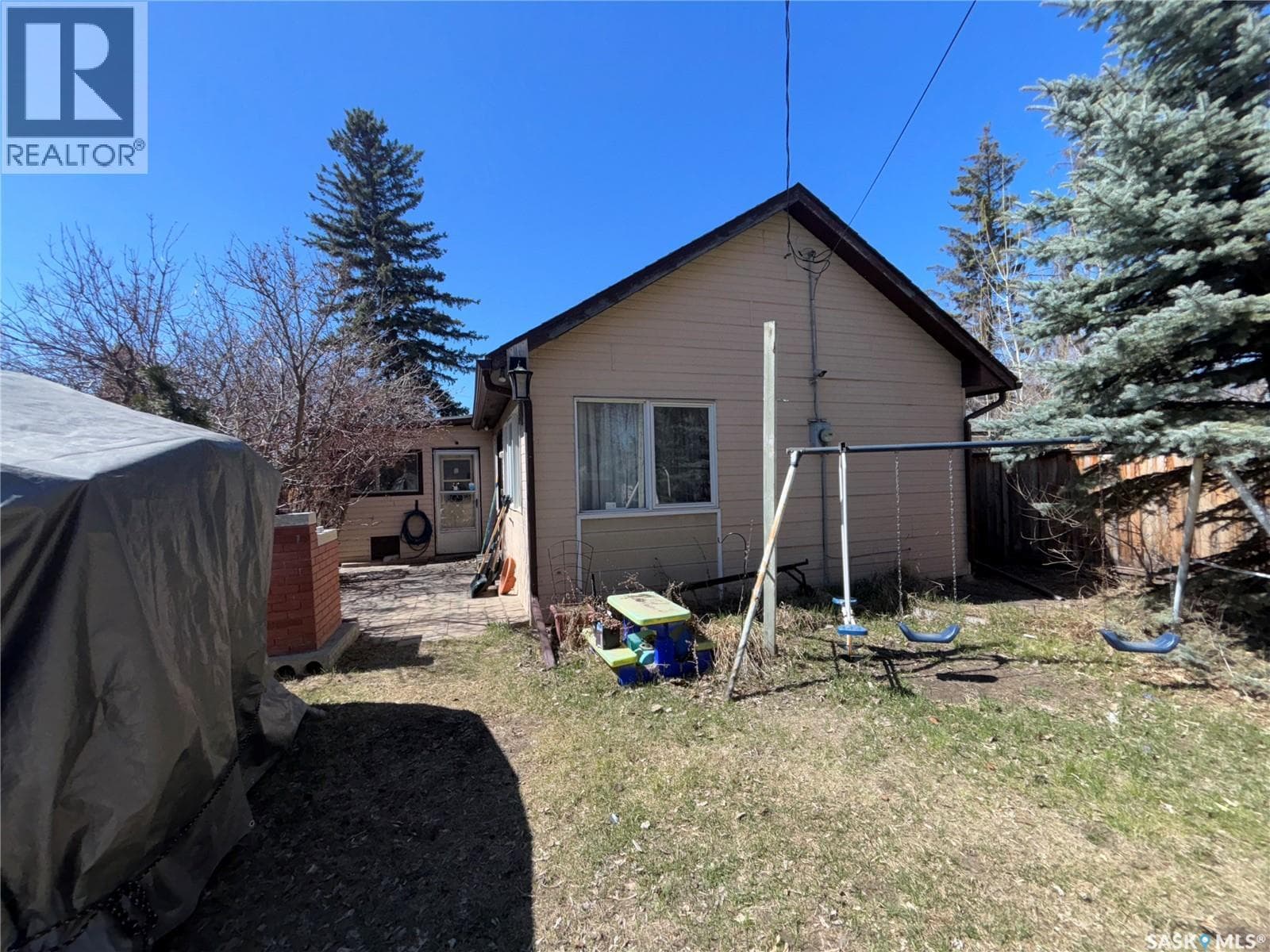 906 WELDON AVENUE — photo 4