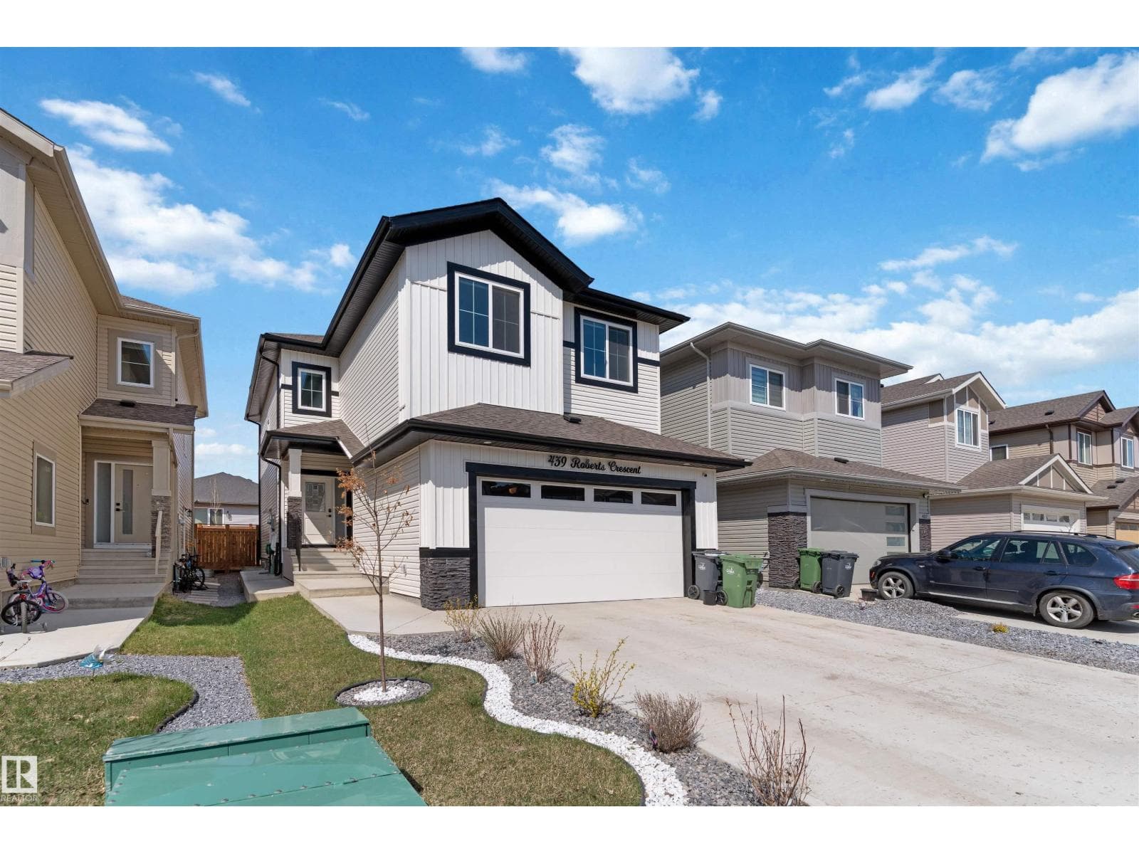 439 Roberts Cres