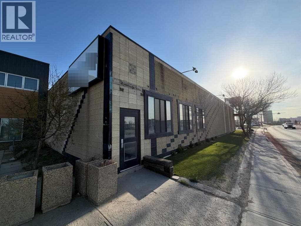 10508 100 Avenue — photo 4