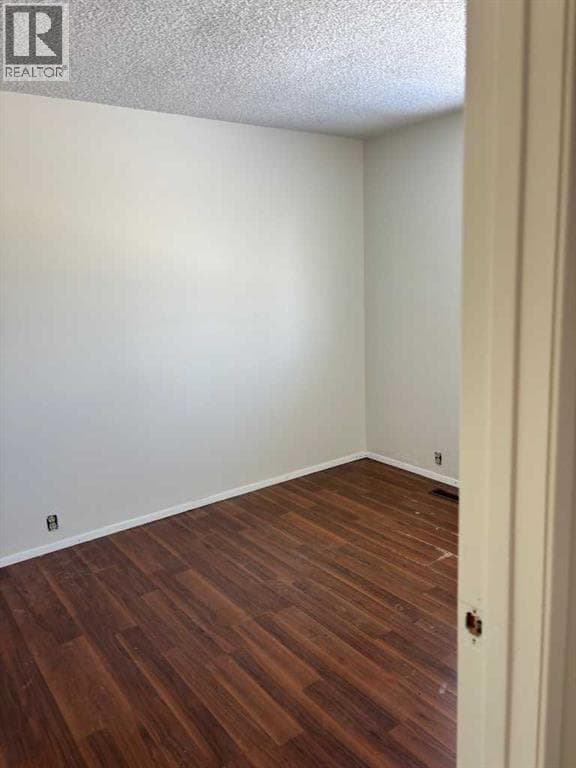 128 Dovercrest Way SE — photo 3