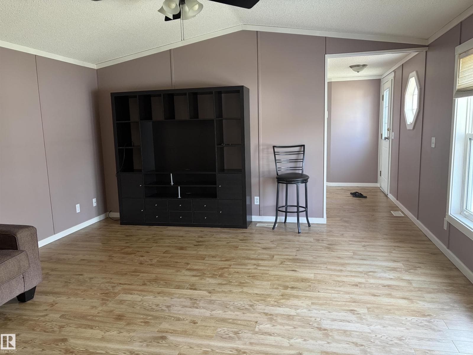 4911 49 street — photo 5