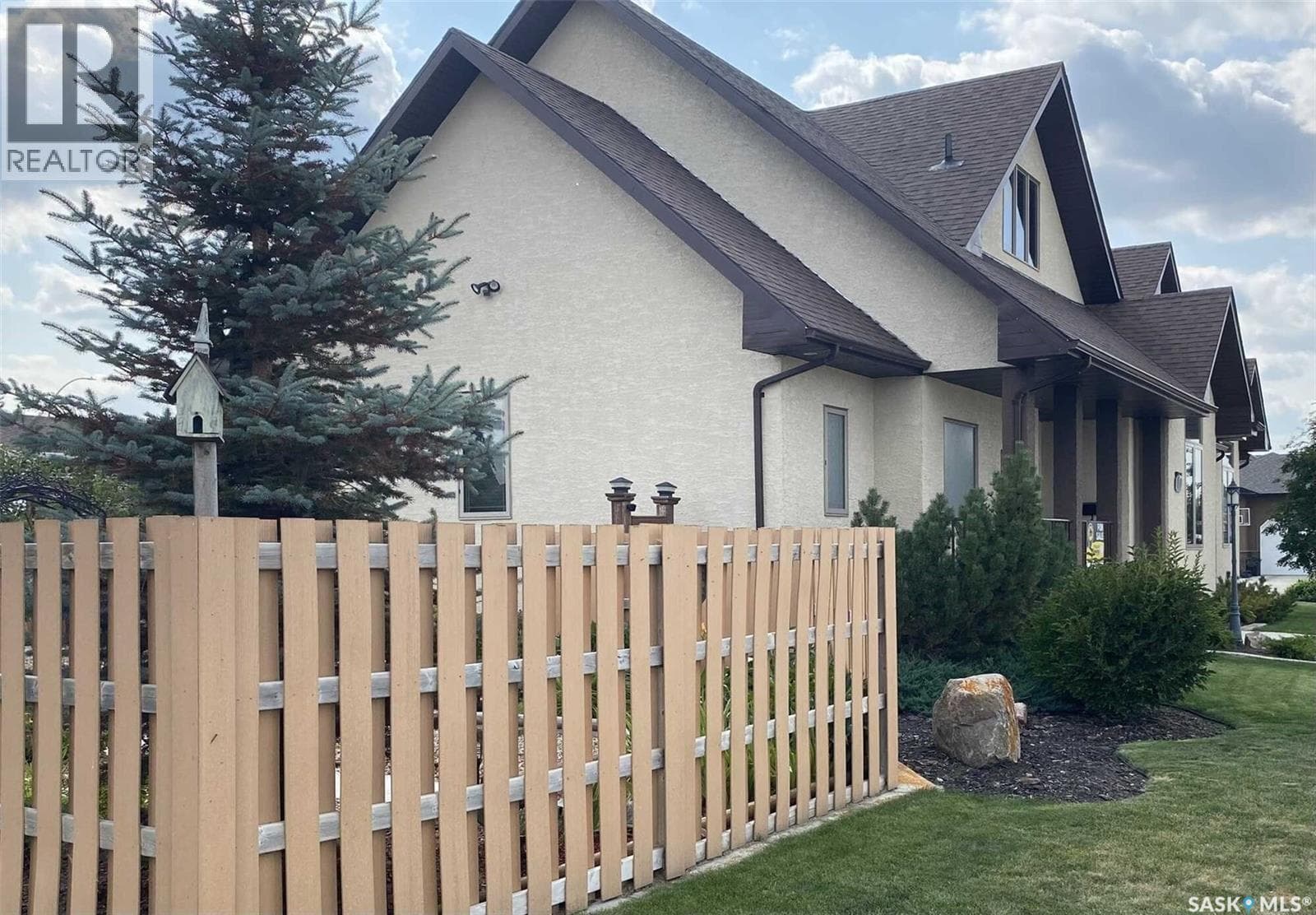 11 Robertson ROAD — photo 3