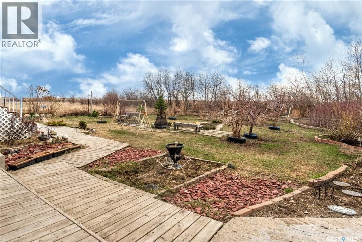 Counios Acreage — photo 3