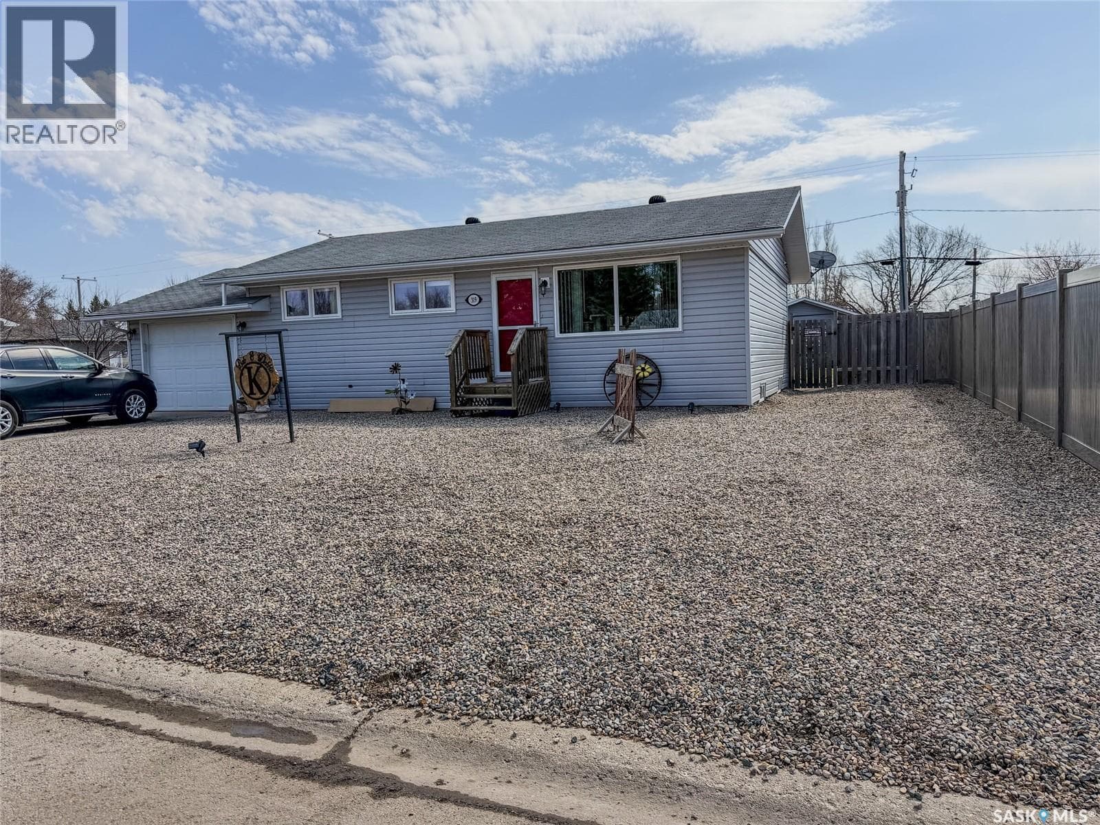 319 March AVENUE E