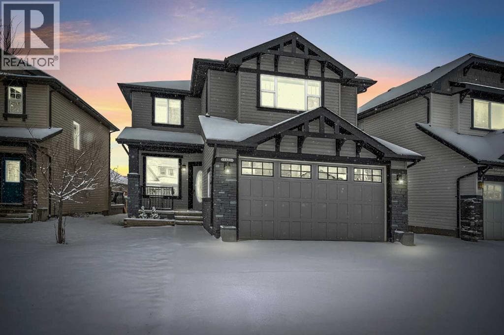 1121 Kingston Crescent SE