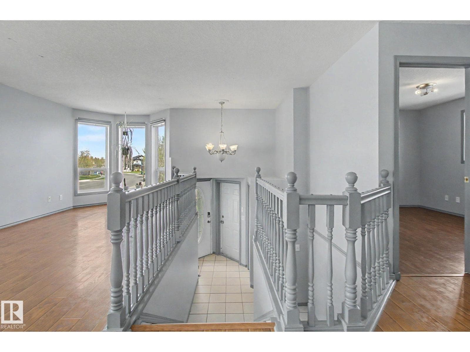 1 DEER PARK RD — photo 4