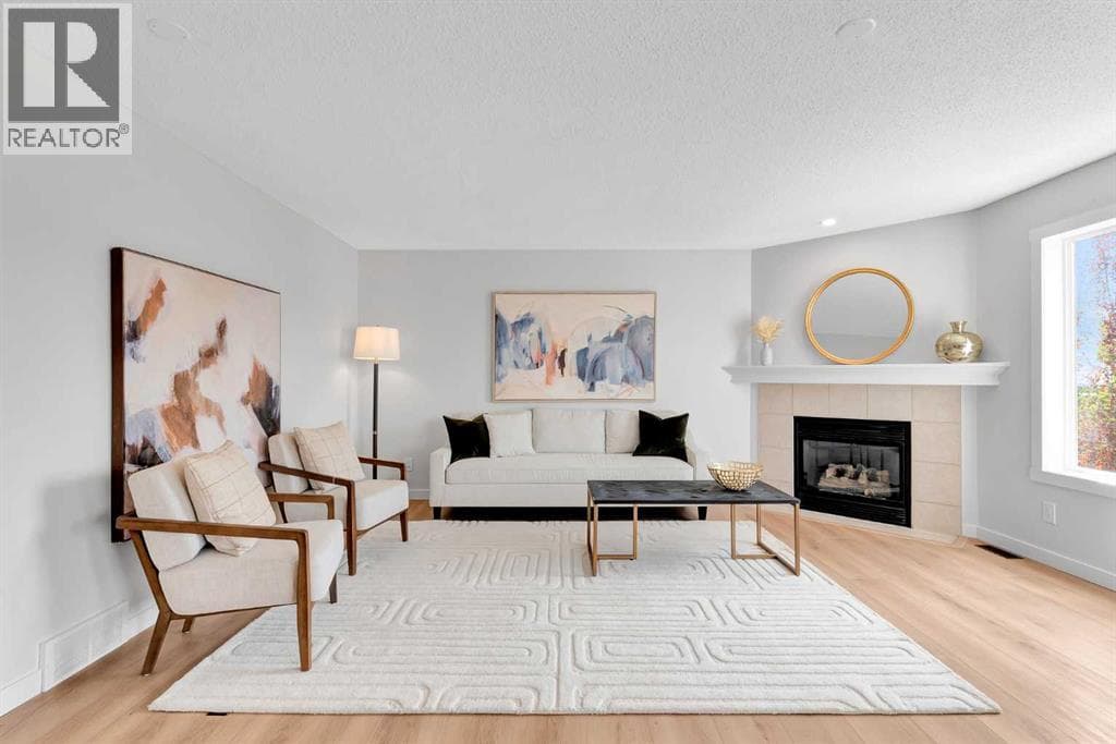 214 Royal Birch View NW — photo 2