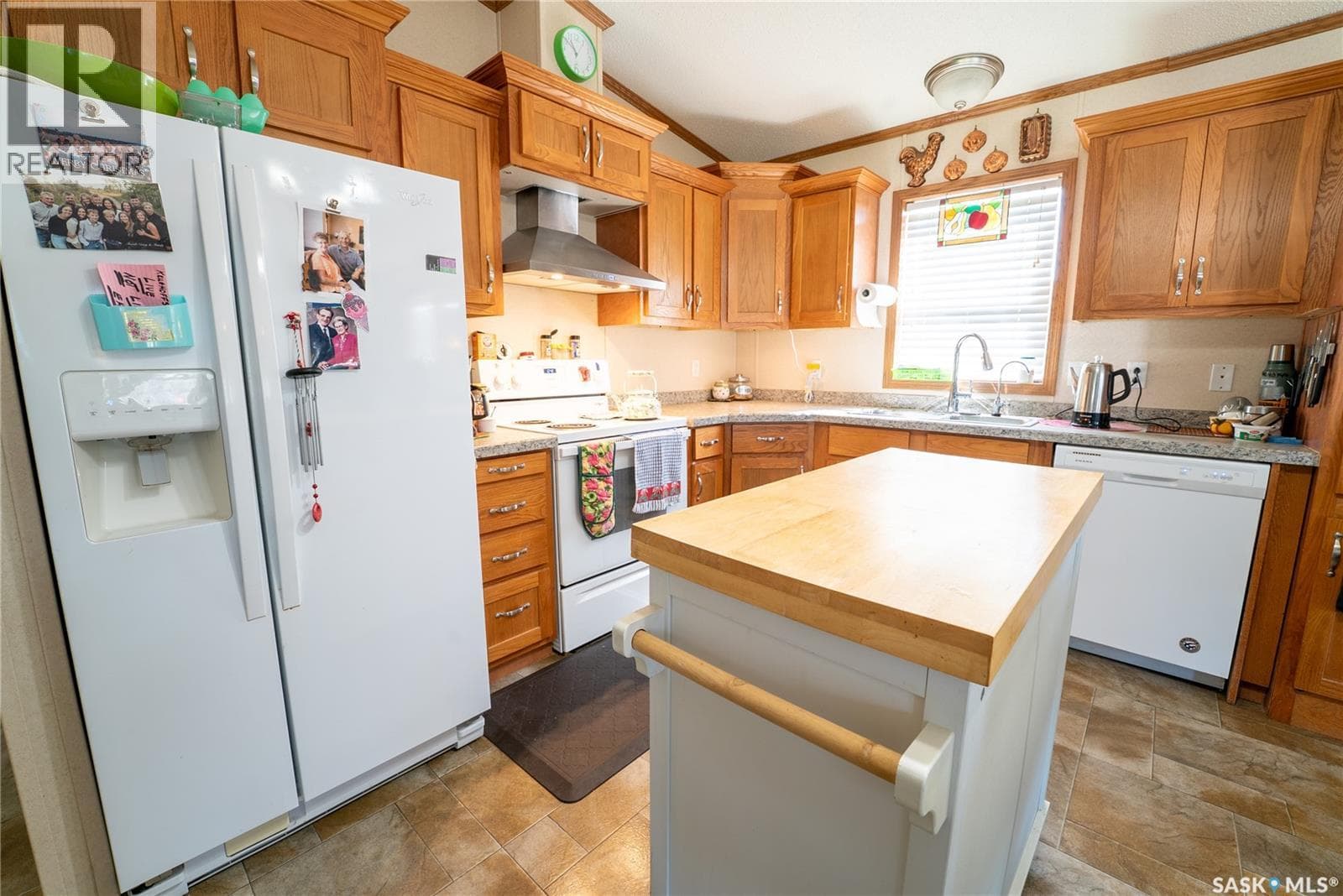 102 Herbert STREET — photo 3