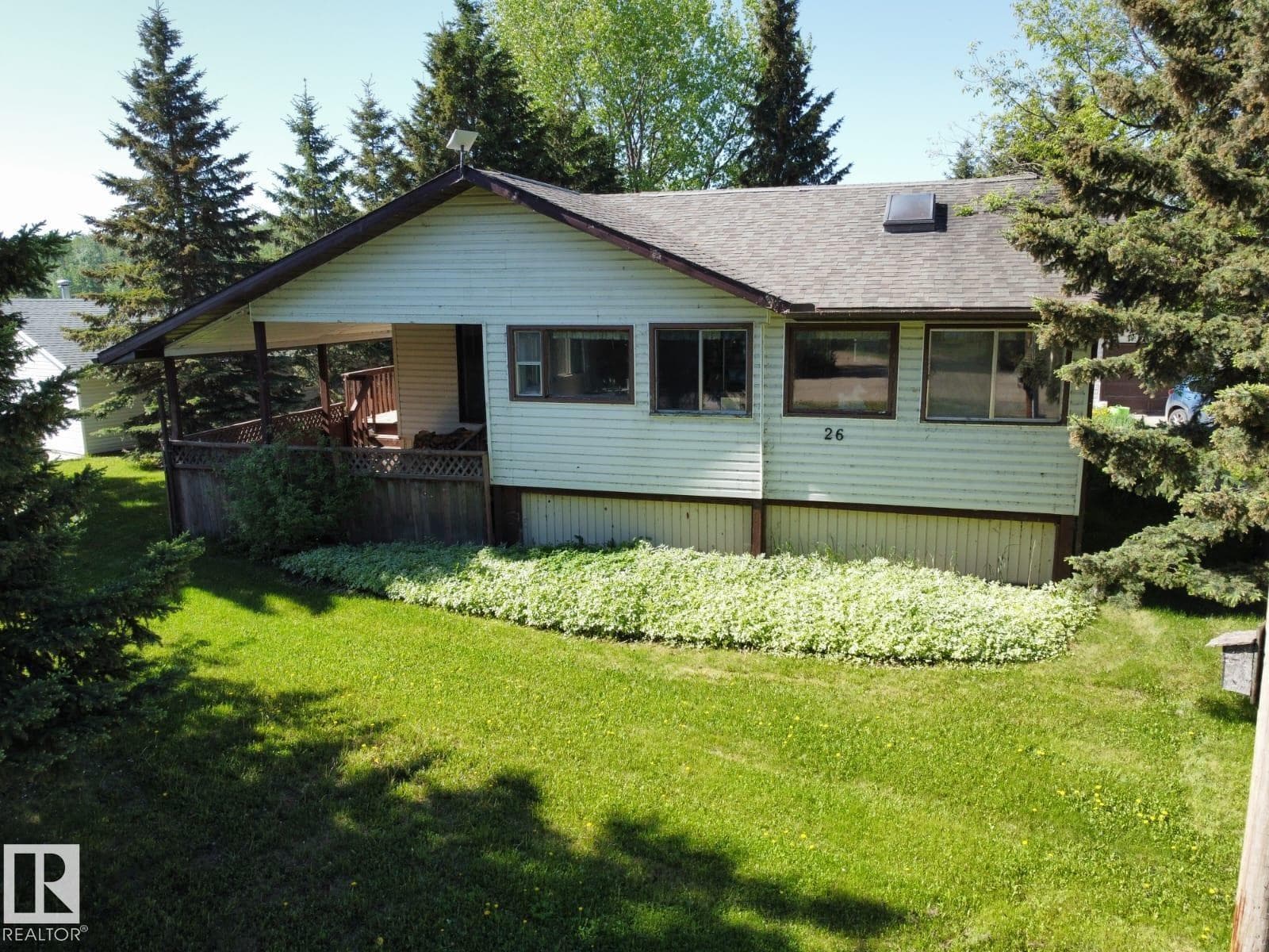 26 Lakeshore DR