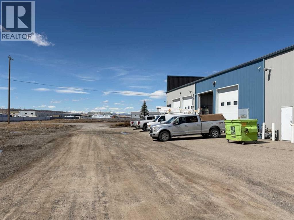 4, 64146 393 Loop E — photo 3