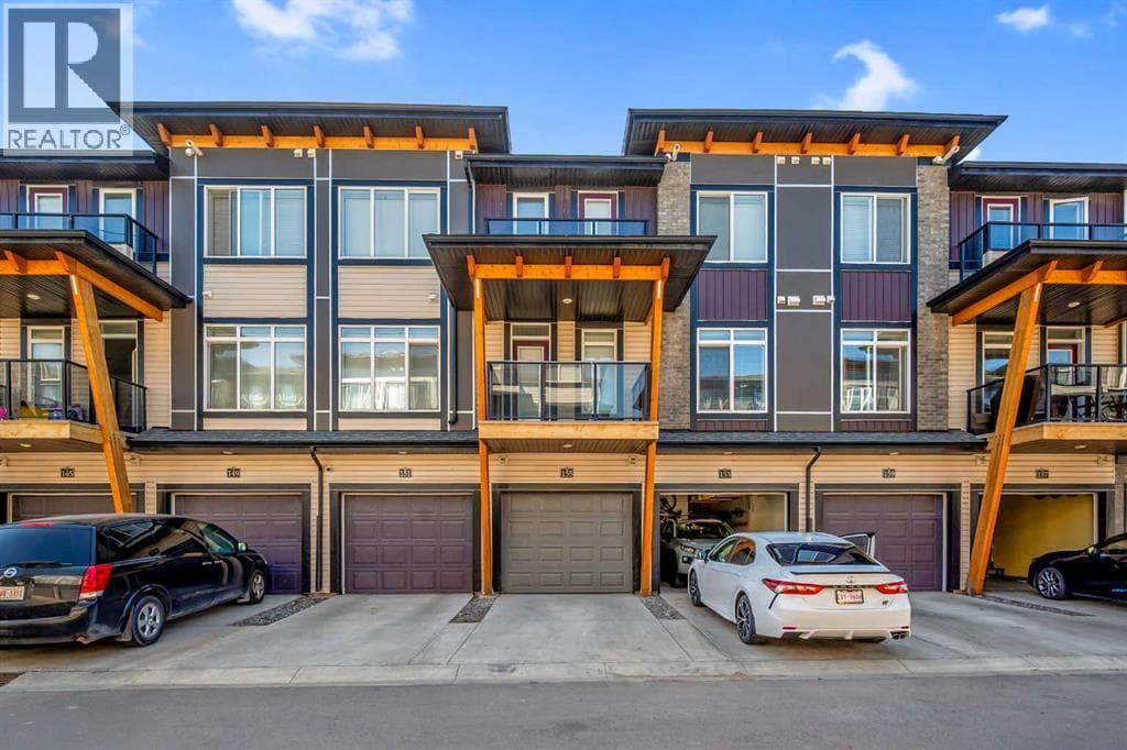 155 Savanna Walk NE — photo 3