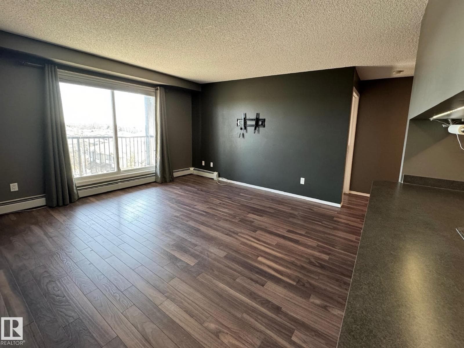 #516 2430 GUARDIAN RD NW — photo 4